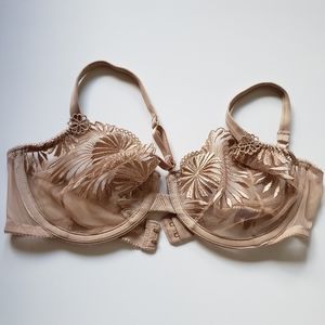 WACOAL Bra Size 34C Beige/ Nude Tan Lace See Through Sexy Great Used Condition